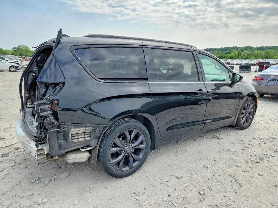 2019 CHRYSLER PACIFICA TOURING L PLUS  