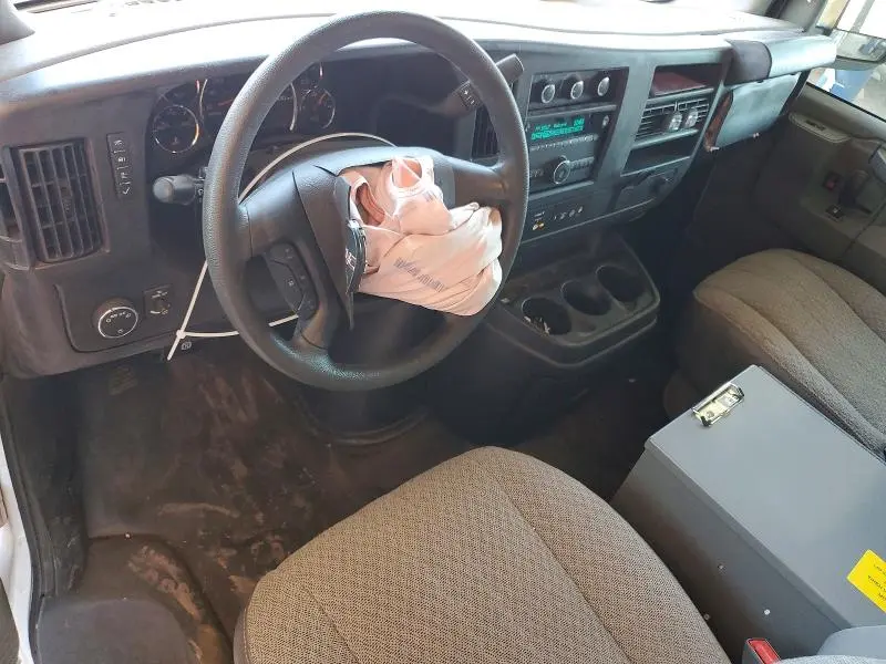 2024 GMC SAVANA G2500  