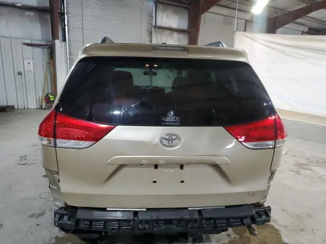 2011 TOYOTA SIENNA LE  