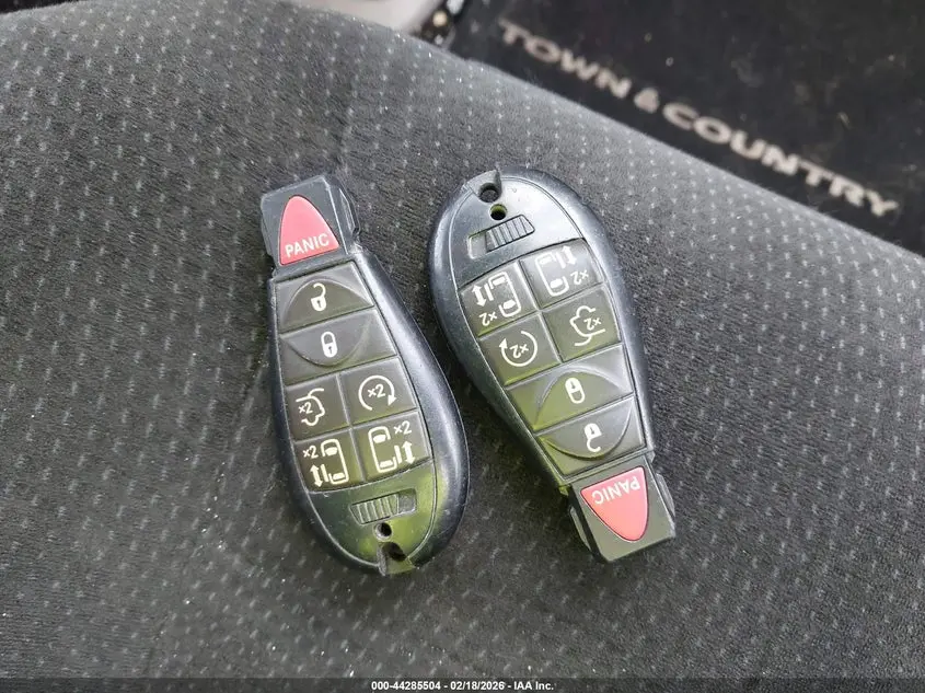 2015 CHRYSLER TOWN & COUNTRY TOURING