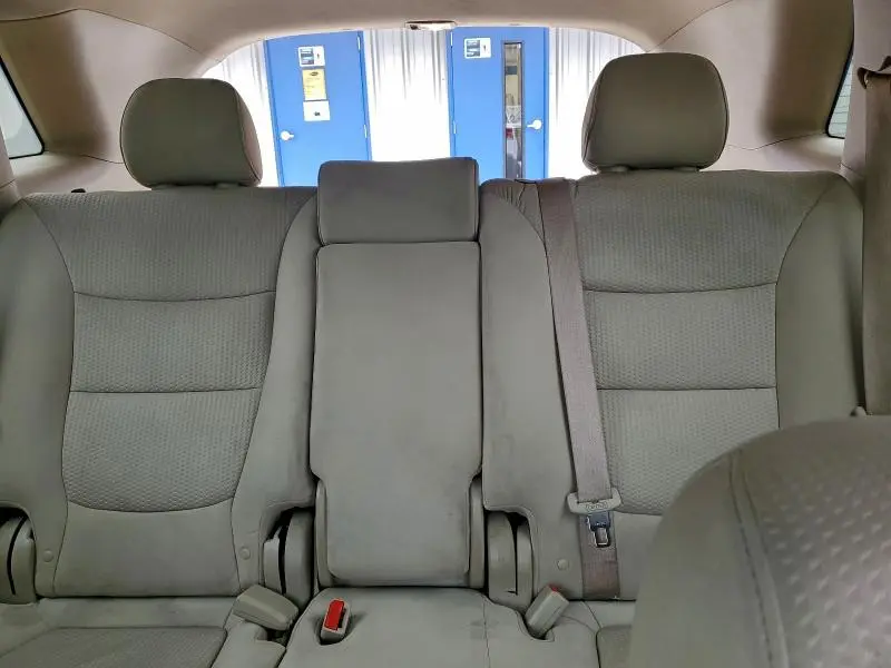 2012 KIA SORENTO BASE  