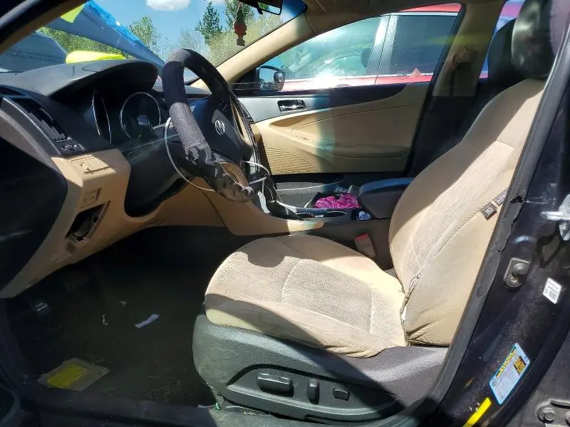 2011 HYUNDAI SONATA GLS  