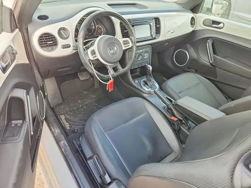 2013 VOLKSWAGEN BEETLE   