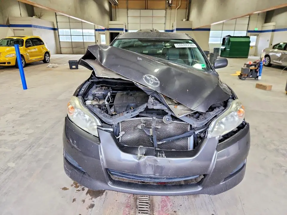 2010 TOYOTA MATRIX BASE  