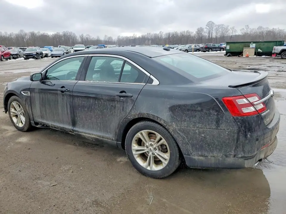 2015 FORD TAURUS SEL  