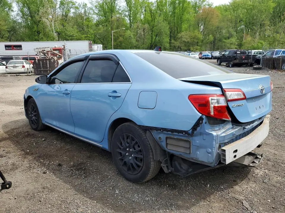 2012 TOYOTA CAMRY LE  