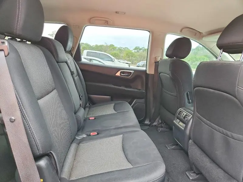 2017 NISSAN PATHFINDER S  