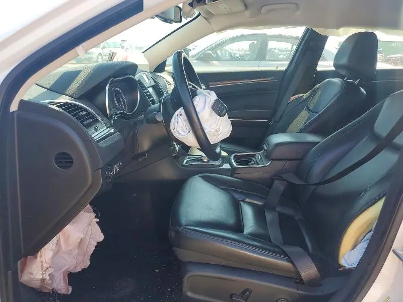 2019 CHRYSLER 300 TOURING  