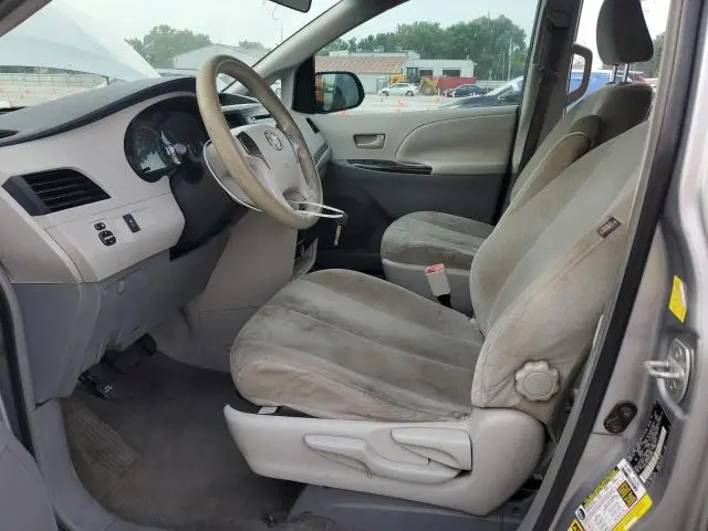 2011 TOYOTA SIENNA BASE  