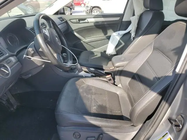 2014 VOLKSWAGEN PASSAT SE