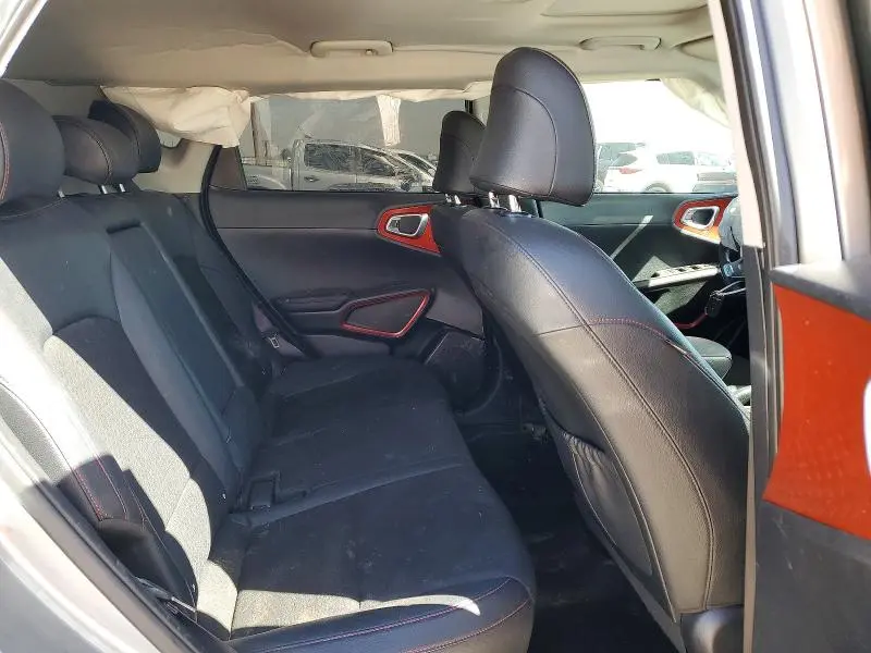 2023 KIA SOUL GT LINE  