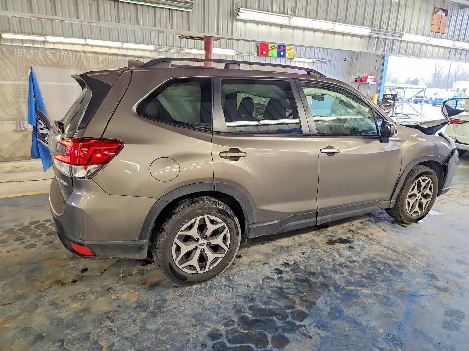2019 SUBARU FORESTER PREMIUM  