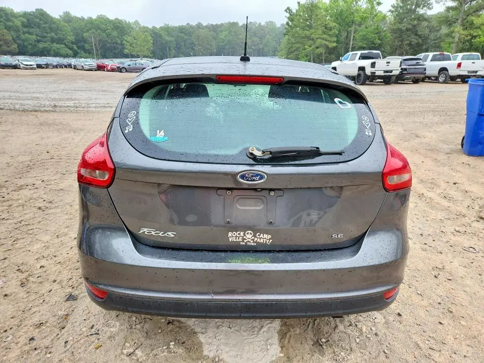 2018 FORD FOCUS SE  