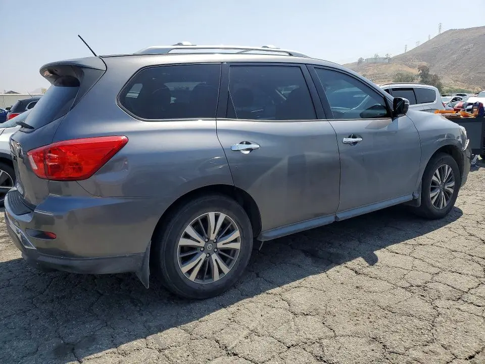2017 NISSAN PATHFINDER S  