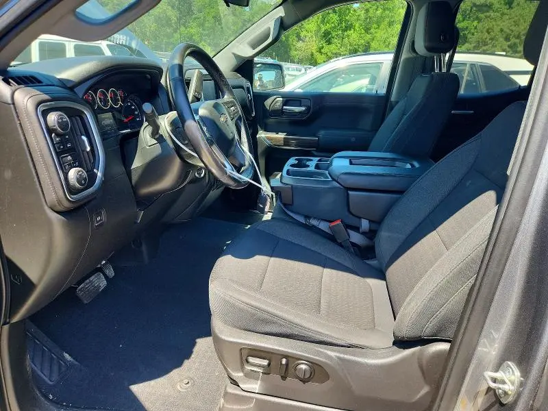 2020 CHEVROLET SILVERADO K1500 LT  