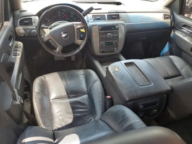 2010 CHEVROLET AVALANCHE LT  