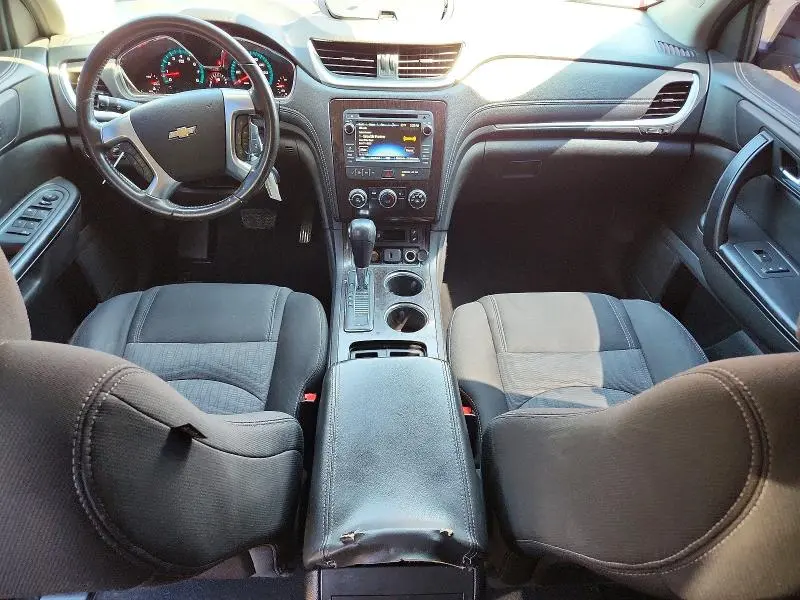 2015 CHEVROLET TRAVERSE LT  