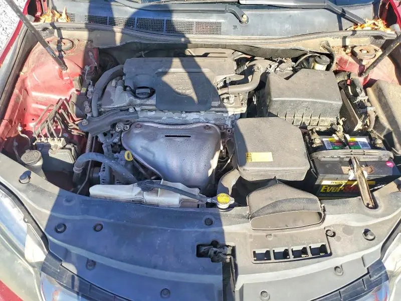 2015 TOYOTA CAMRY SE  