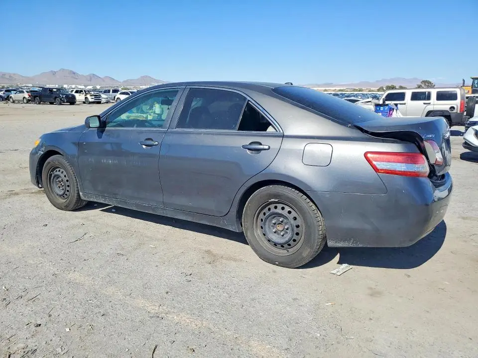2010 TOYOTA CAMRY LE  