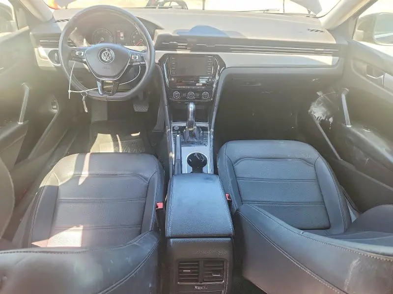 2021 VOLKSWAGEN PASSAT SE  