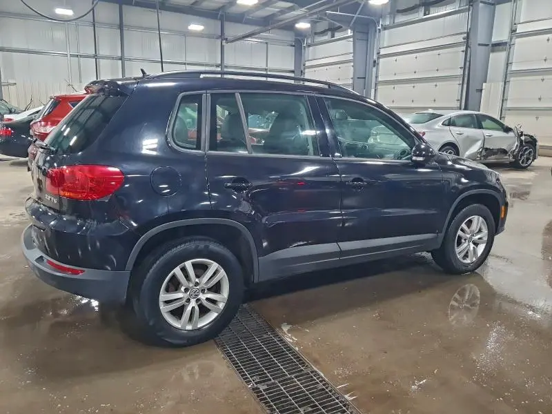 2016 VOLKSWAGEN TIGUAN S  