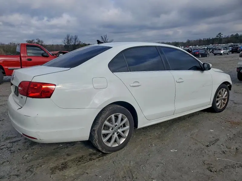 2014 VOLKSWAGEN JETTA SE  