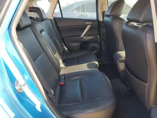 2010 MAZDA 3 S  