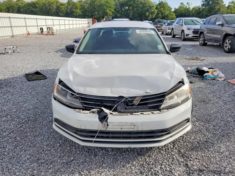 2016 VOLKSWAGEN JETTA SE  