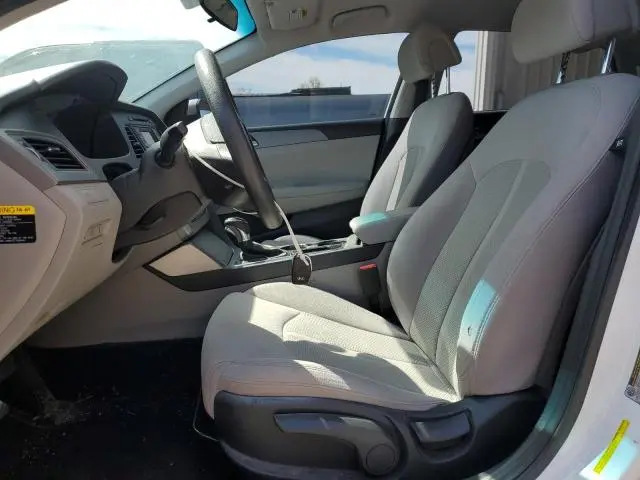 2017 HYUNDAI SONATA SE  