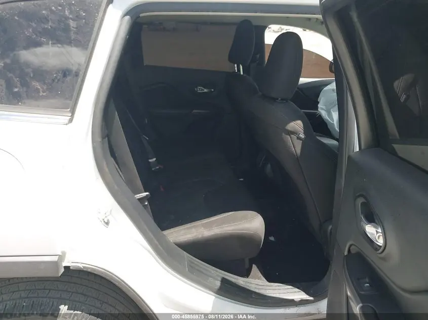 2019 JEEP CHEROKEE LATITUDE FWD
