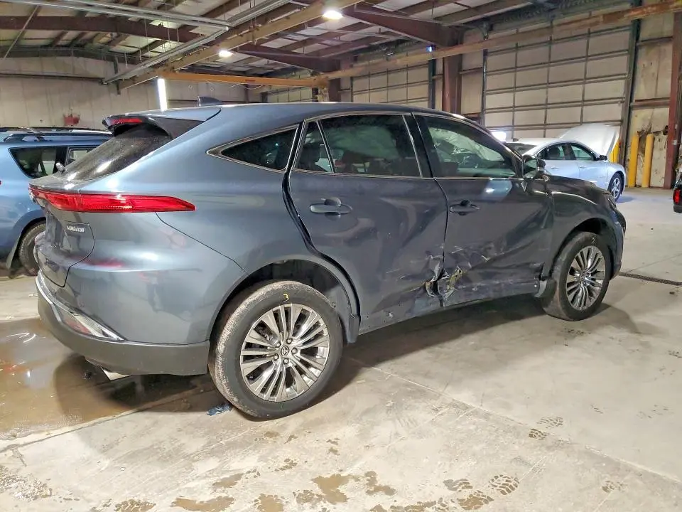 2024 TOYOTA VENZA LIMITED  