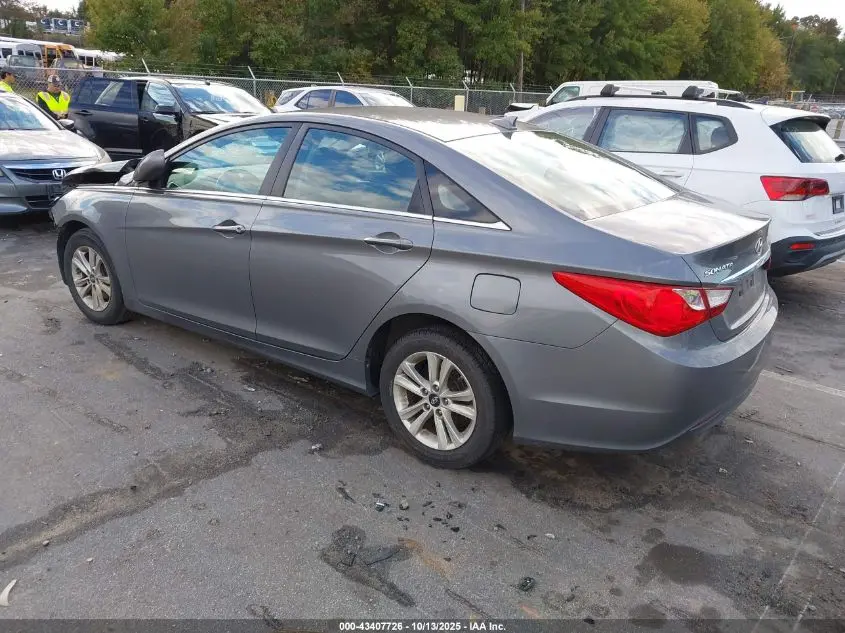 2013 HYUNDAI SONATA GLS