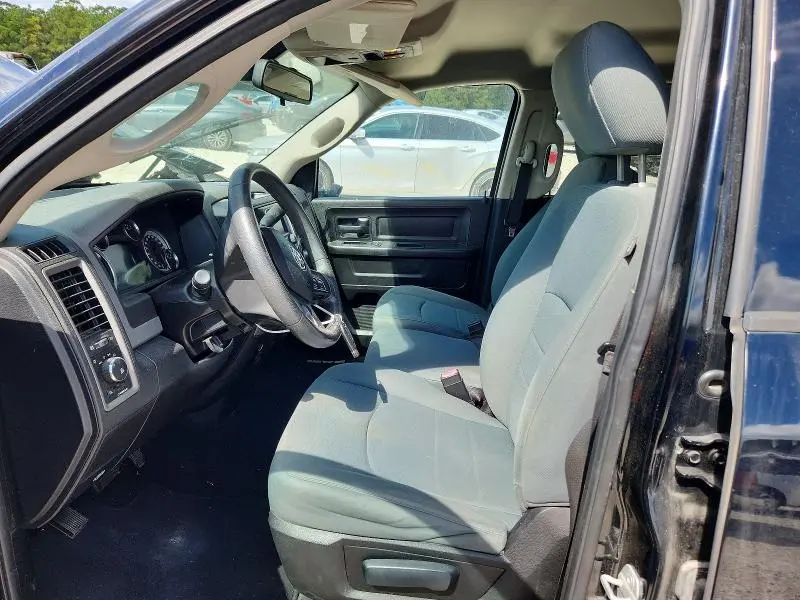 2013 RAM 1500 ST  