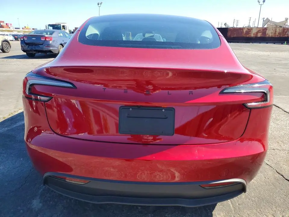 2026 TESLA MODEL 3   