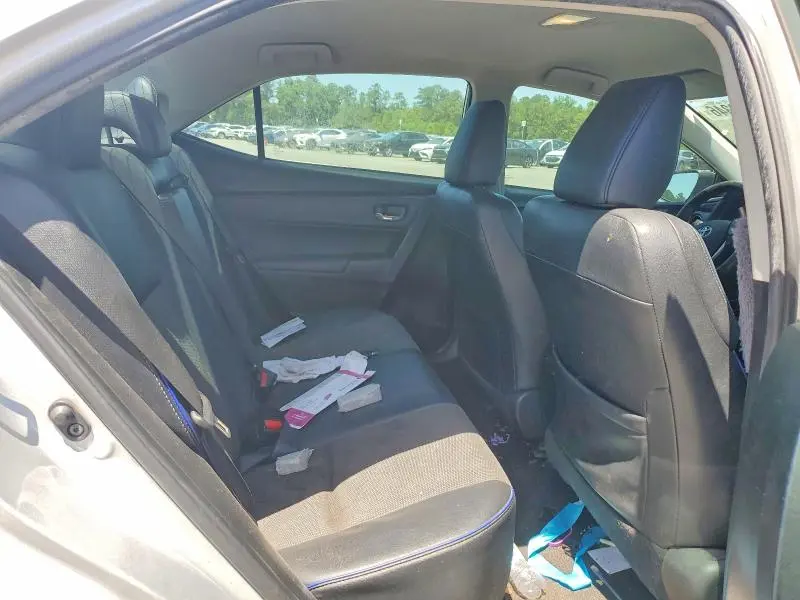2017 TOYOTA COROLLA SE  