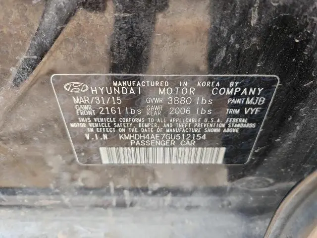 2016 HYUNDAI ELANTRA SE  