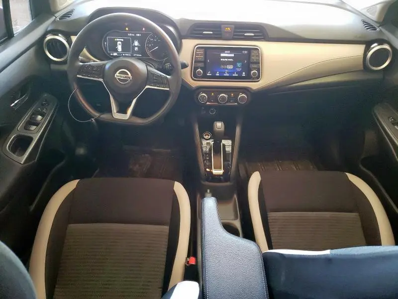 2022 NISSAN VERSA SV  