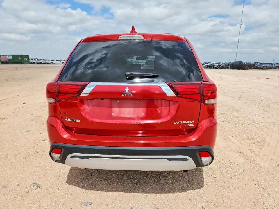 2019 MITSUBISHI OUTLANDER SE  