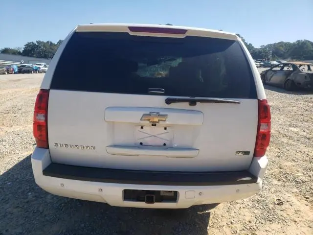 2011 CHEVROLET SUBURBAN K1500 LT  