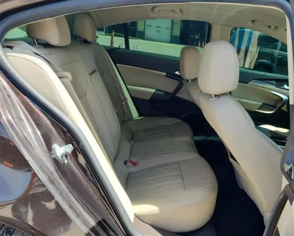 2011 BUICK REGAL CXL  