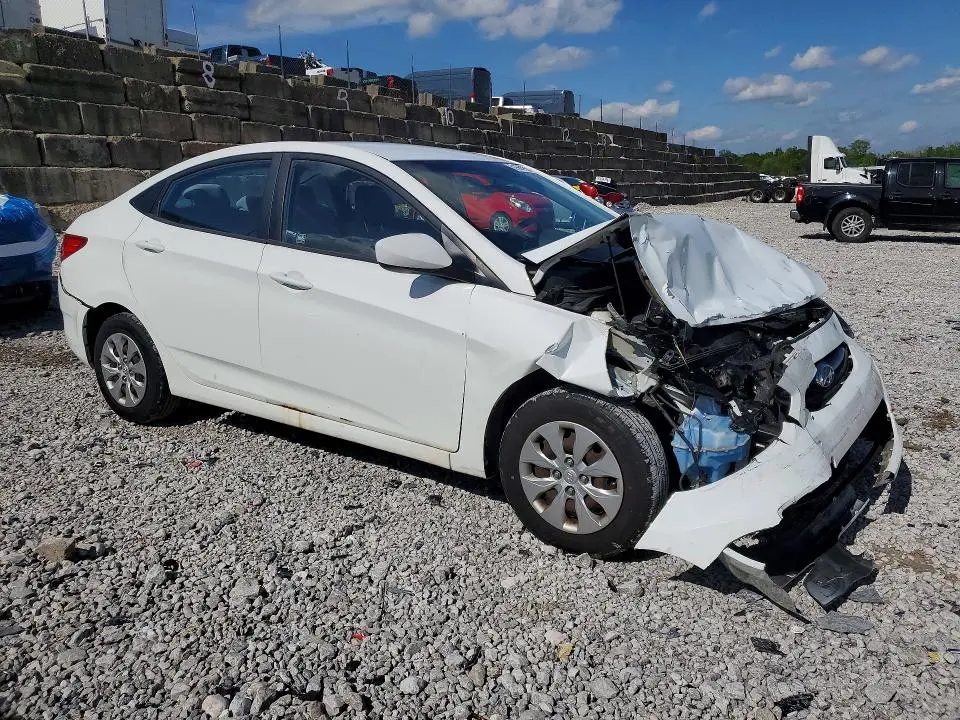 2016 HYUNDAI ACCENT SE  
