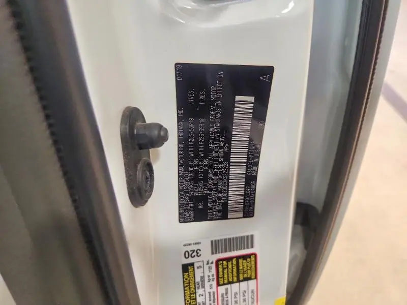 2019 TOYOTA SIENNA XLE PREMIUM 7-PASSENGER  