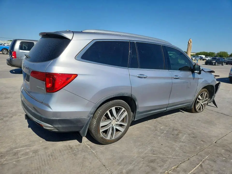 2016 HONDA PILOT TOURING  