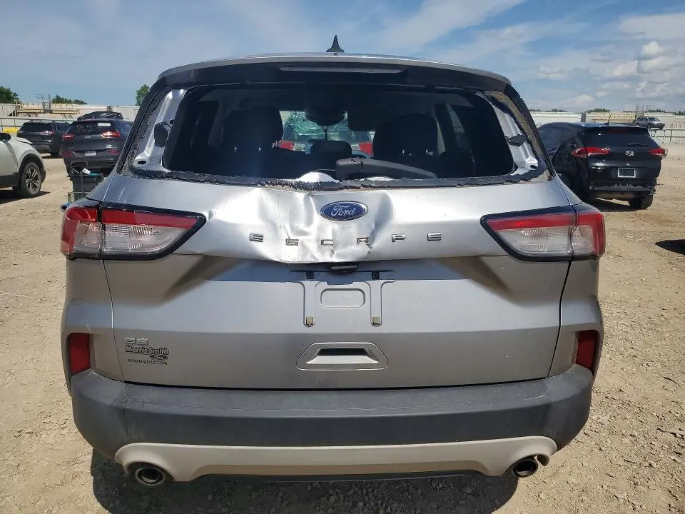 2021 FORD ESCAPE SE  