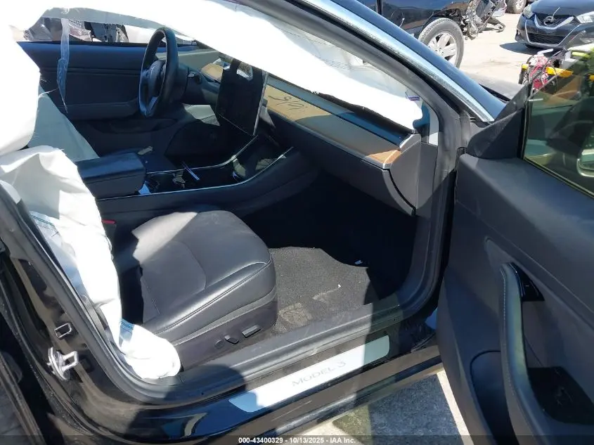 2019 TESLA MODEL 3  