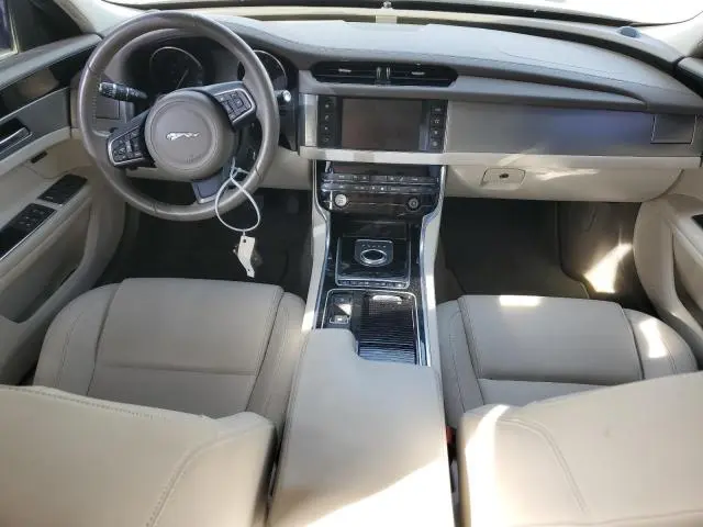 2017 JAGUAR XF PREMIUM  