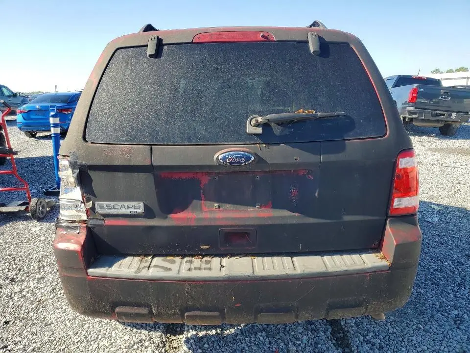 2010 FORD ESCAPE XLT  
