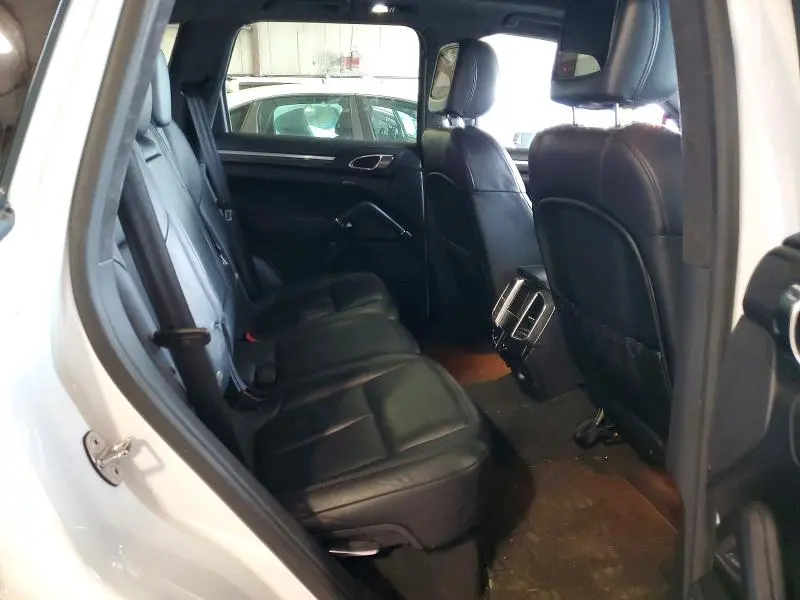 2013 PORSCHE CAYENNE TURBO  