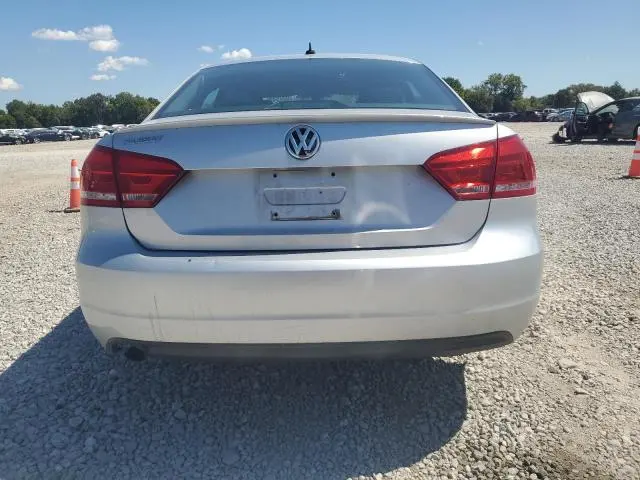 2013 VOLKSWAGEN PASSAT S  