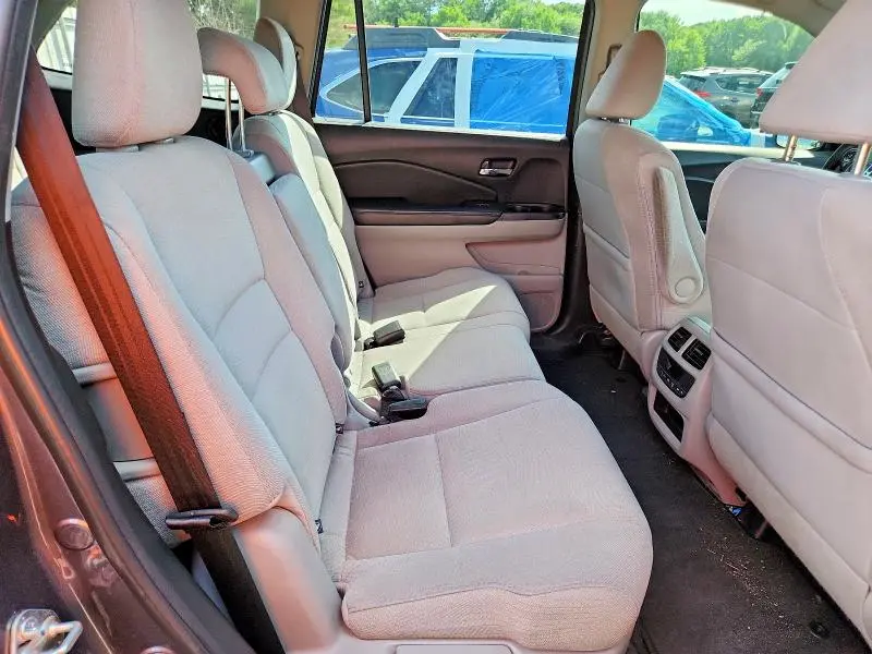 2017 HONDA PILOT EX  